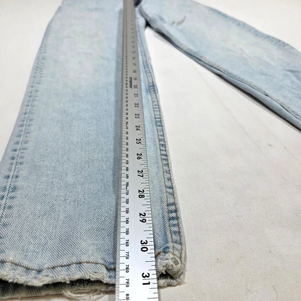 Levi's 550 Jeans Mens 29x32 Light Wash Relaxed Fit Tapered Leg Vintage Denim